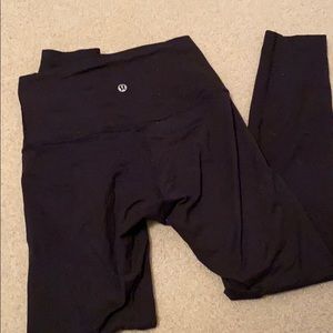 Lululemon Wunder Unders size 4